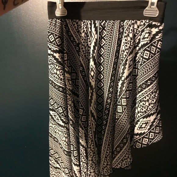 Pattern skirt - Picture 2 of 5